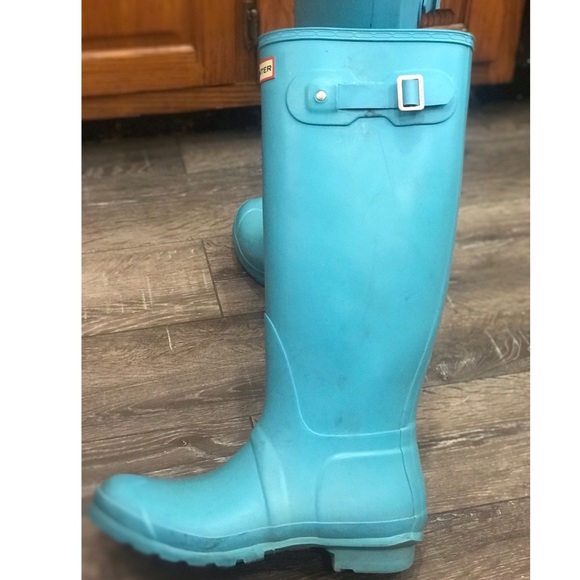 Hunter Boots Matte Tiffany Blue - light scuffing - Picture 4 of 8